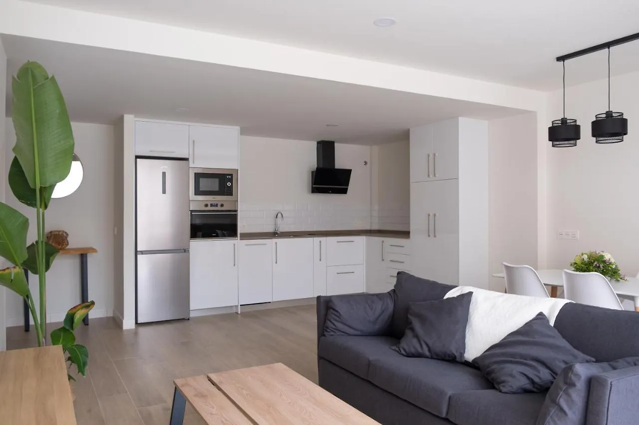 Victoria\'S Home Modern And Cosy 2 Bedroom Apartment contacts
