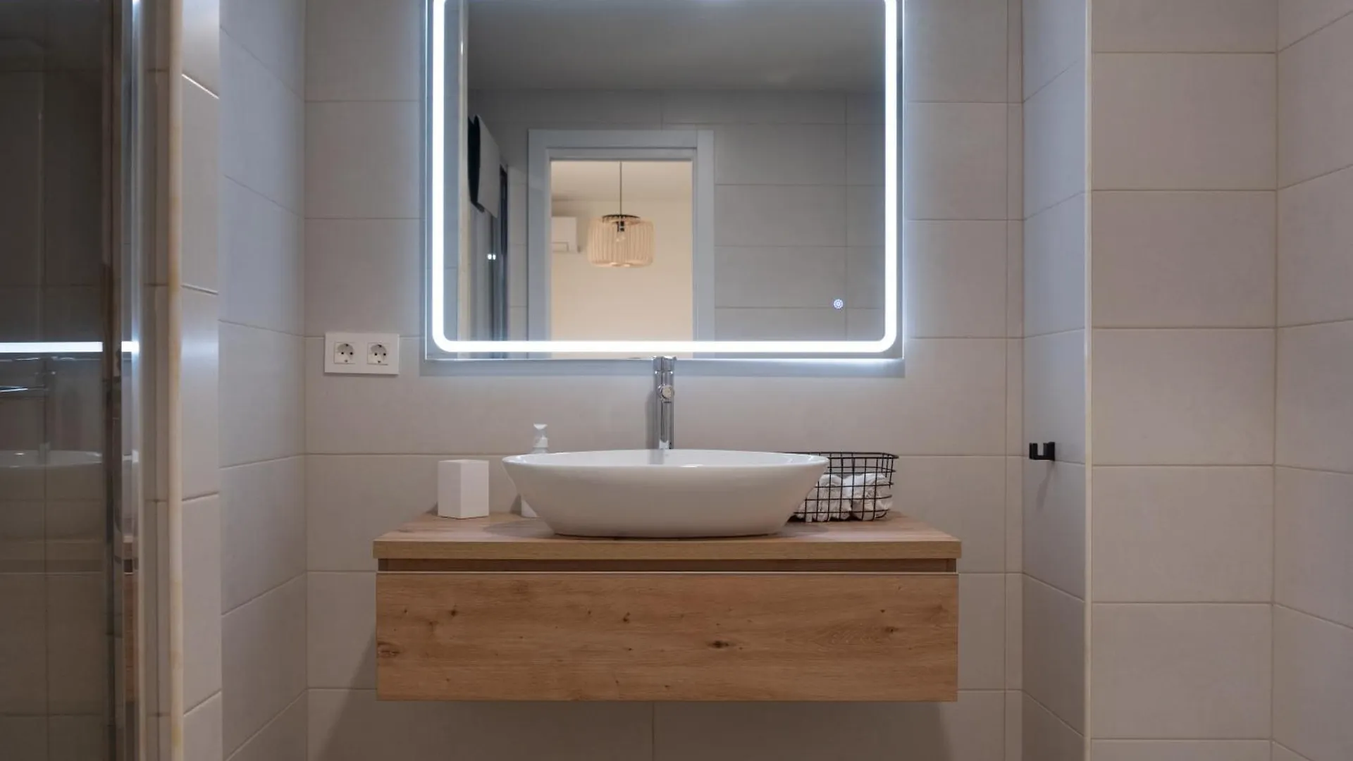 Victoria'S Home Modern And Cosy 2 Bedroom Apartment Malaga 0*,  Spain